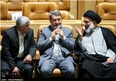 عبدالرضا رحمانی فضلی وزیر کشور و محمد فرهادی وزیر علوم در همایش بزرگداشت بانوی انقلاب اسلامی