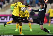 دیدار تیم‌های فوتبال پرسپولیس و سپاهان