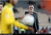 دیدار تیم‌های فوتبال پرسپولیس و سپاهان (2)