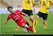 دیدار تیم‌های فوتبال پرسپولیس و سپاهان