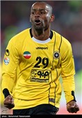دیدار تیم‌های فوتبال پرسپولیس و سپاهان