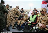 تقدیر از جانبازان توسط امیر احمدرضا پوردستان فرمانده نیروی زمینی ارتش