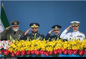 امیر حبیب‌الله سیاری فرمانده نیروی دریایی ارتش، امیر حسن شاه صفی فرمانده نیروی هوایی، امیر فرزاد اسماعیلی فرمانده قرارگاه پدافند هوایی خاتم‌الانبیاء و امیر احمدرضا پوردستان فرمانده نیروی زمینی ارتش در مراسم رژه روز ارتش