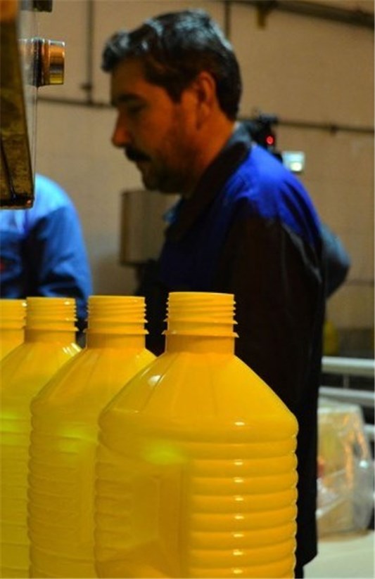 وزارت صنعت , کالاهای اساسی , 