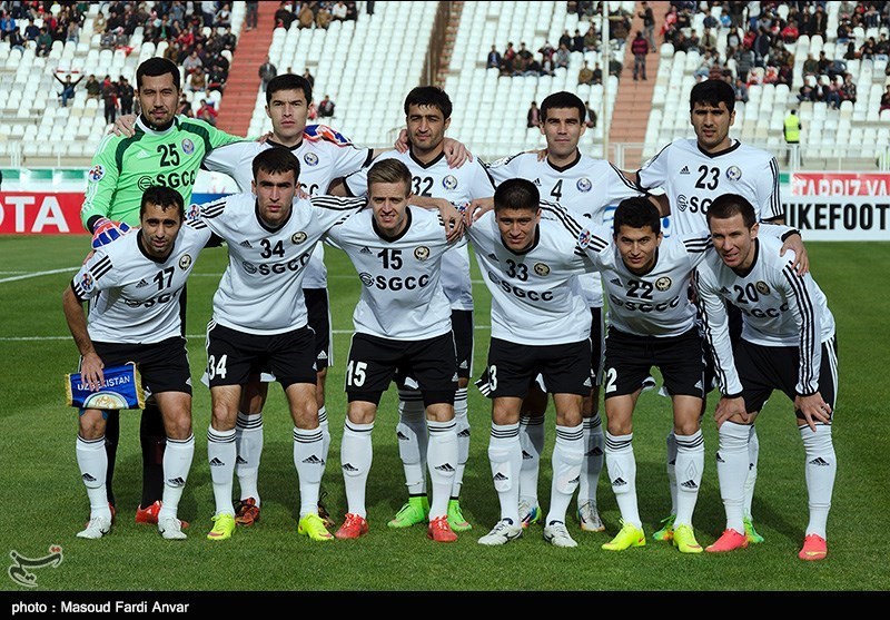 داوران کره‌ای و تیم نسف قارشی برای دیدار مقابل پرسپولیس به ایران آمدند