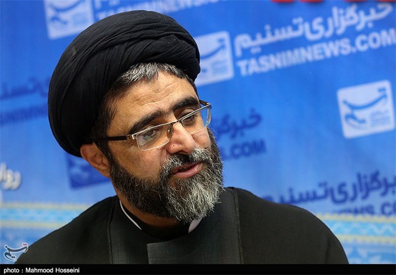 حج چگونه روح تعبد را در زائران تقویت می‌کند؟