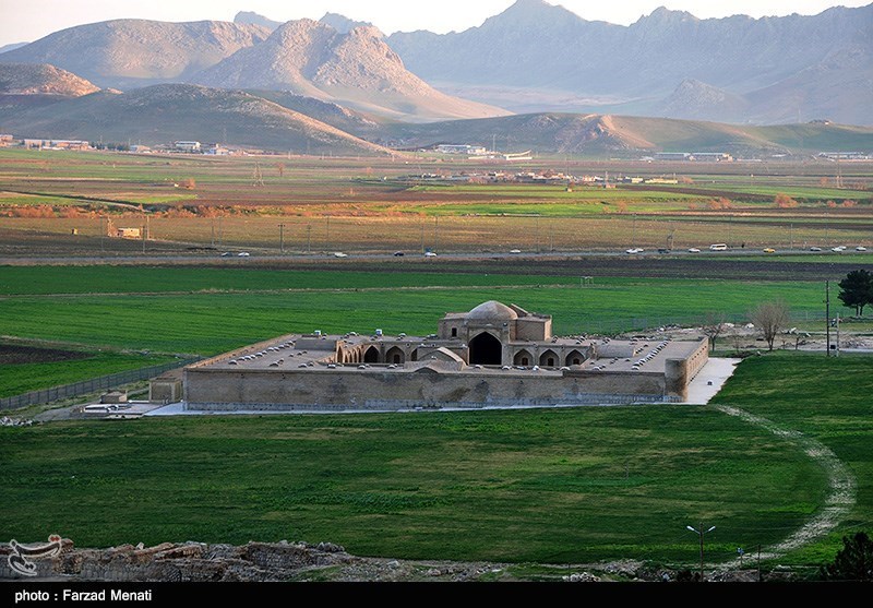 کاروانسرای شاه عباسی بیستون - کرمانشاه