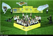 Isfahan’s Sepahan Football Team Wins Iran Pro League Trophy 