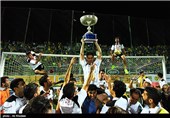 Isfahan’s Sepahan Football Team Wins Iran Pro League Trophy 