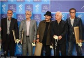 علیرضا زرین‌دست، خسرو سینایی، غلامحسین لطفی، جلال مقامی و منوچهر محمدی هنرمندانی هستند که گواهینامه درجه یک هنری دریافت کردند