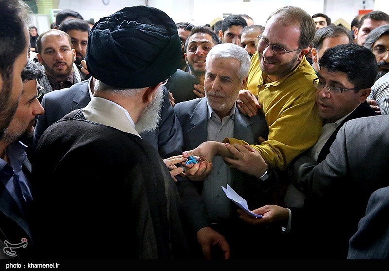 کتاب و ادبیات , شعر آیینی , امام خامنه‌ای , 