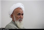باهنر‌ درگذشت آیت الله حائری شیرازی را تسلیت گفت