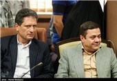 غلامرضا حیدری معاون جدید و علی جمشیدی معاون سابق توسعه و مدیریت منابع انسانی سازمان تعزیرات حکومتی