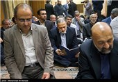 حضور هاشمی نماینده مجلس در مراسم ختم شهید احمد حاتمی