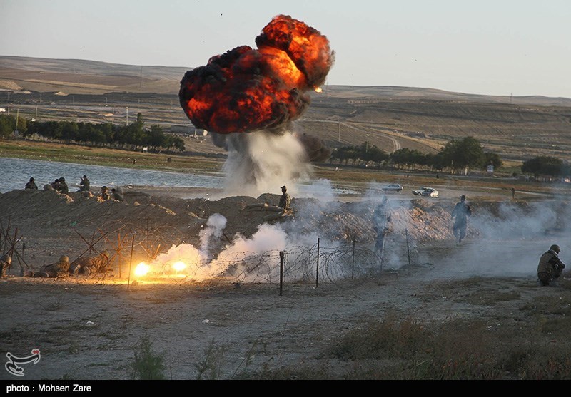 دفاع مقدس , امام خامنه‌ای , 