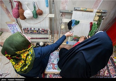 فعالیت بیش از 900 قالی‌باف در جنوب کرمان؛ تنها 200 نفر تحت پوشش بیمه