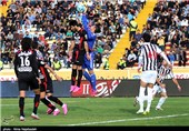 دیدار تیم های فوتبال سیاهجامگان و پرسپولیس - مشهد