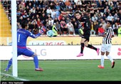 دیدار تیم های فوتبال سیاهجامگان و پرسپولیس - مشهد