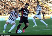 دیدار تیم های فوتبال سیاهجامگان و پرسپولیس - مشهد