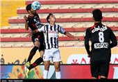 دیدار تیم های فوتبال سیاهجامگان و پرسپولیس - مشهد