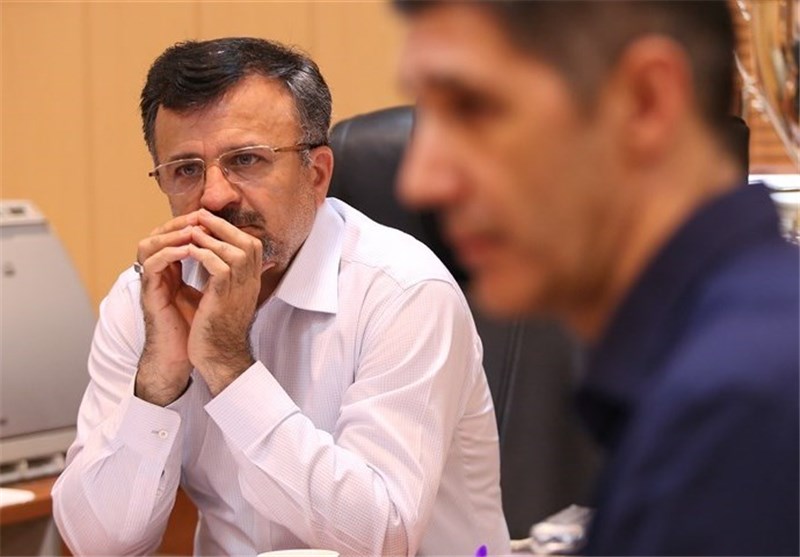 داورزنی: با لوزانو توافق نکرده‌ایم/ او، برناردی، سیچلو و وبر گزینه‌های موجود هستند