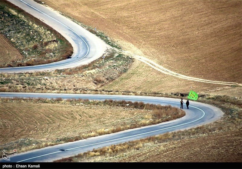 ورود زائران پیاده به مشهدمقدس