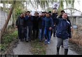 تشییع جانباختگان سقوط مینی بوس در روستای جزین فریدونکنار