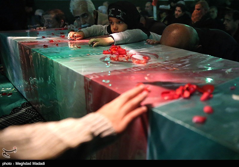 مراسم وداع با شهدای گمنام در مسجد جامع نارمک