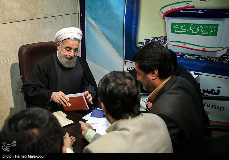 ثبت نام حسن روحانی در انتخابات خبرگان رهبری