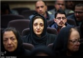 مینا ساداتی بازیگر در مراسم یادبود مرحوم یدالله نجفی صدابردار سینما