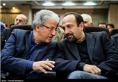 اصغر فرهادی و علیرضا خمسه در مراسم یادبود مرحوم یدالله نجفی صدابردار سینما