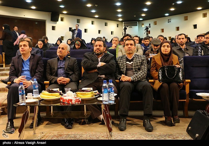 نشست نقد و بررسی و رونمایی ازتیزر و جلد جدید کتاب دختران افتاب