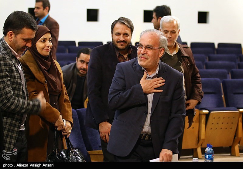 نشست نقد و بررسی و رونمایی ازتیزر و جلد جدید کتاب دختران افتاب