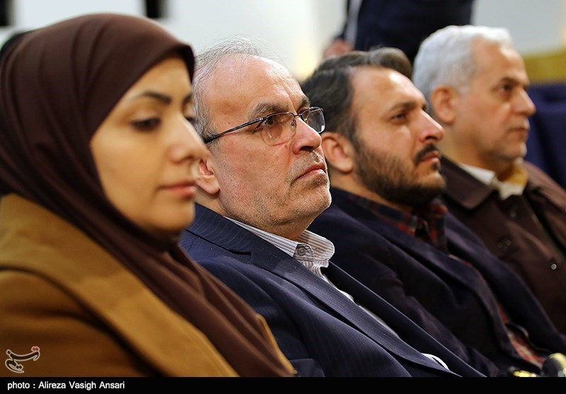 نشست نقد و بررسی و رونمایی ازتیزر و جلد جدید کتاب دختران افتاب