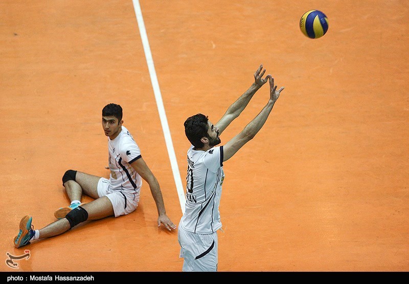 دیدار والیبال جواهری گند کاووس و پیکان تهران