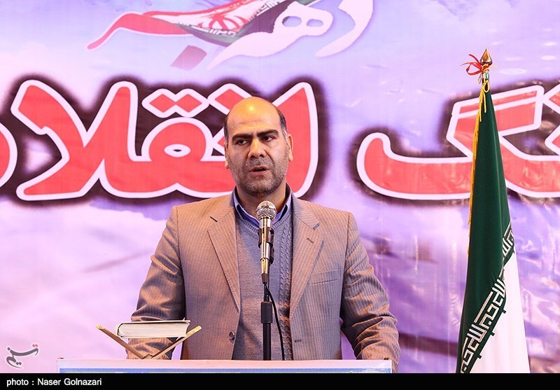 رژه یگان های موتوری و نواختن زنگ انقلاب در ایلام