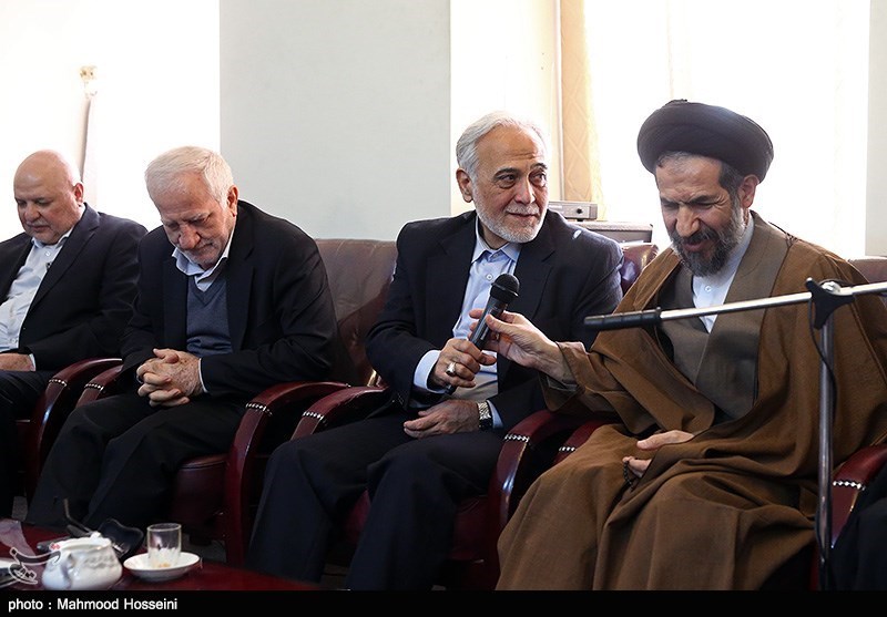 دیدار اعضای ائتلاف اصولگرایان تهران با آیت الله موحدی کرمانی