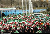 راهپیمایی 22 بهمن در تهران - میدان آزادی