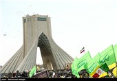 راهپیمایی 22 بهمن در تهران - میدان آزادی