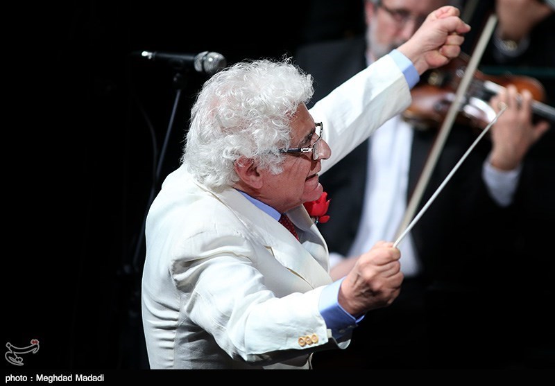 لوریس چکناواریان رهبر ارکستر ملی ایران