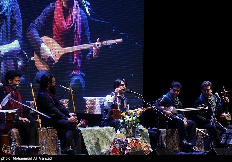 اجرای گروه همای در چهارمین روز جشنواره موسیقی فجر