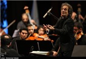 Iran’s Shahrdad Rohani Conducts String Orchestra in Fajr Festival