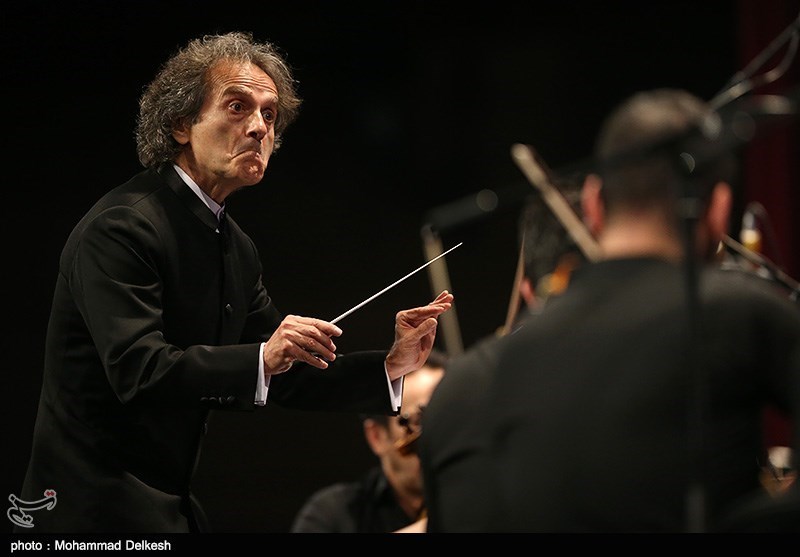 کنسرت شهرداد روحانی در سی و یکمین جشنواره موسیقی فجر