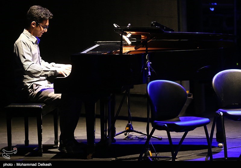 کنسرت شهرداد روحانی در سی و یکمین جشنواره موسیقی فجر