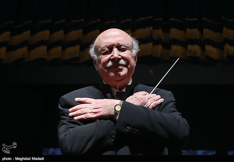 اجرای ارکستر ملی به رهبری فرهاد فخرالدینی در نهمین روز جشنواره موسیقی فجر