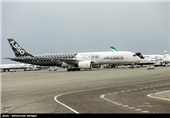 فرود نخستین هواپیمای ایرباس 350 در فرودگاه مهرآباد
