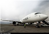 فرود نخستین هواپیمای ایرباس 350 در فرودگاه مهرآباد