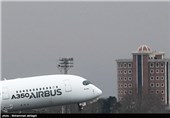 فرود نخستین هواپیمای ایرباس 350 در فرودگاه مهرآباد