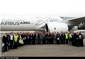 فرود نخستین هواپیمای ایرباس 350 در فرودگاه مهرآباد