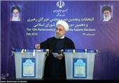 حضور حجت‌الاسلام حسن روحانی رئیس جمهور در پای صندوق رأی انتخابات دهمین دوره مجلس شورای اسلامی و پنجمین دوره مجلس خبرگان رهبری